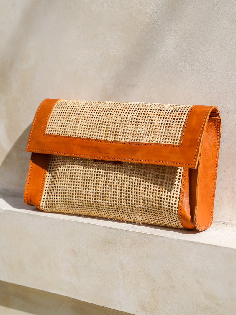 Seoul Clutch Tan