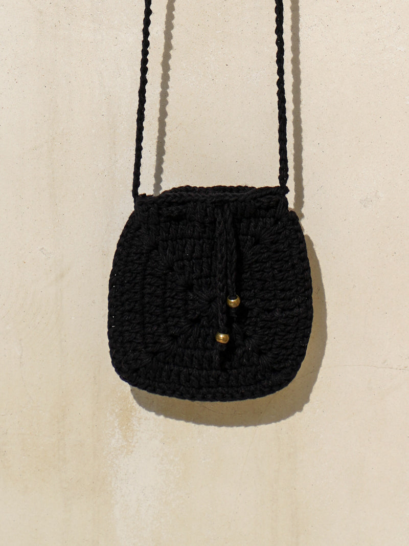 Capri Crochet Black